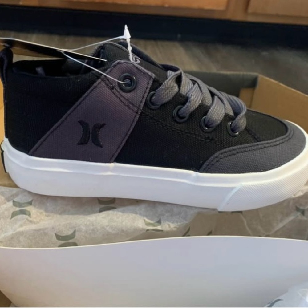 Hurley Kids Black and Gray Low-Top Canvas Sneakers